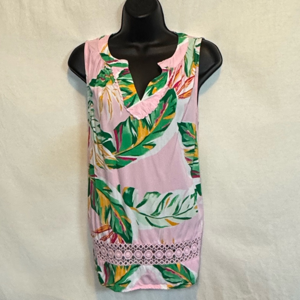 D-6 Crown & Ivy Pink & Green Tropical Lace Detail Sleeveless Blouse Size SP